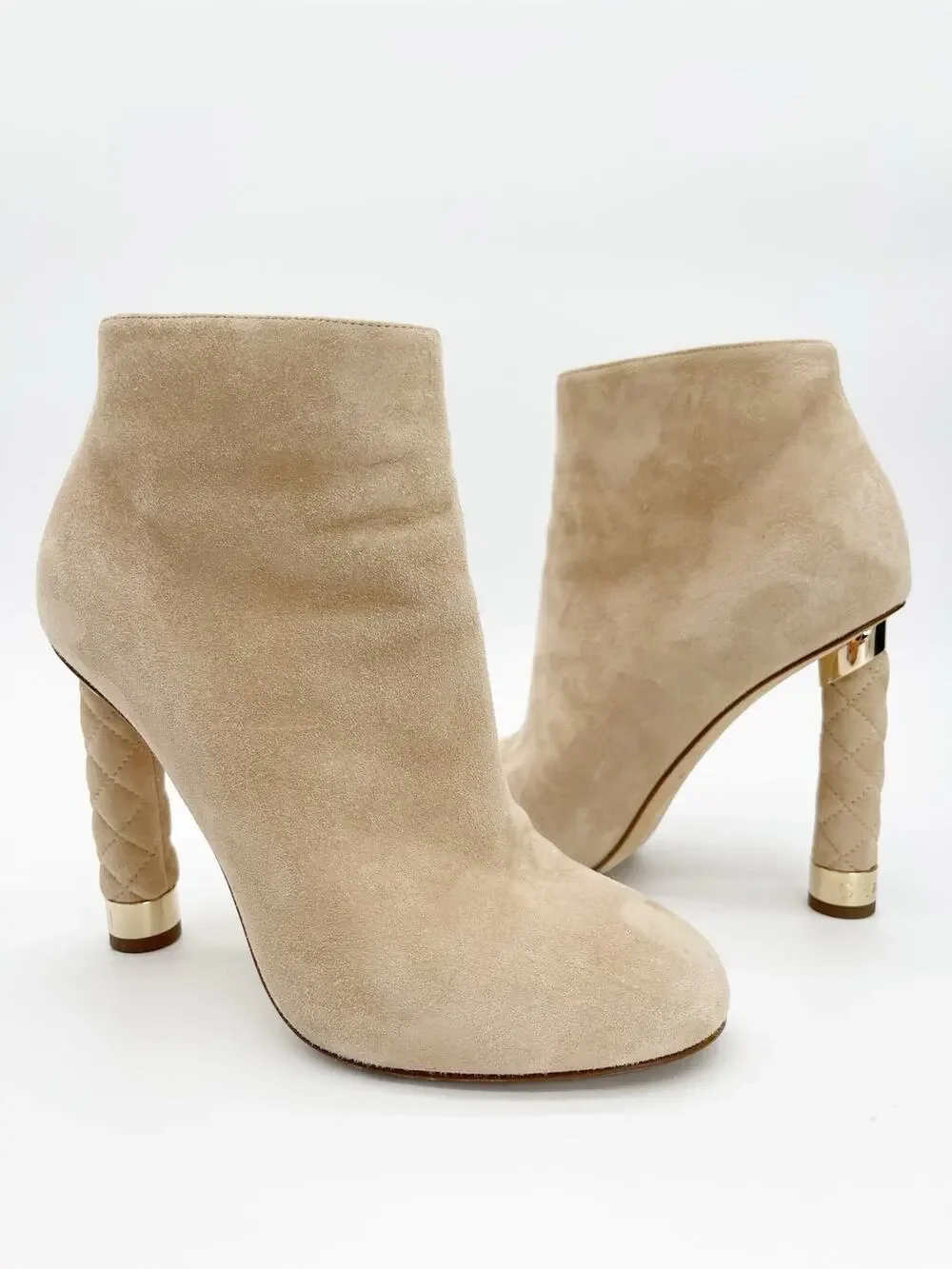 Chanel Coco Tower Beige Suede Quilted Logo Heel Round Toe Ankle Boots EU 37